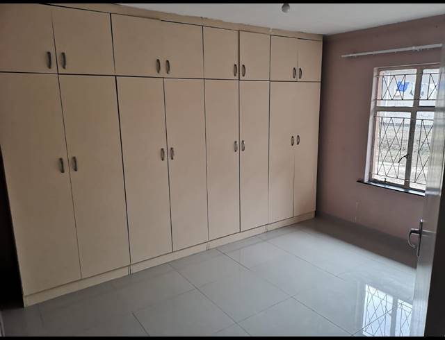 3 BEDROOM HOUSE TO LET IN RIDGE PARK